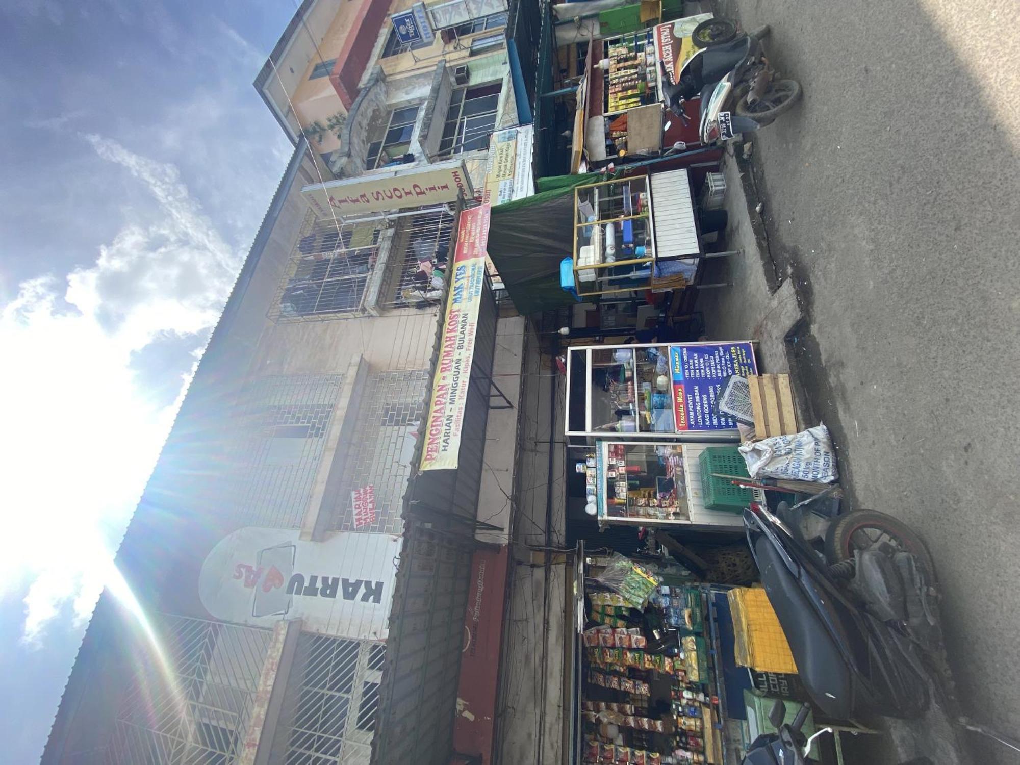 Hotel Spot On 93446 Mak Yesneartaman Buluh Hang Tuah Batam