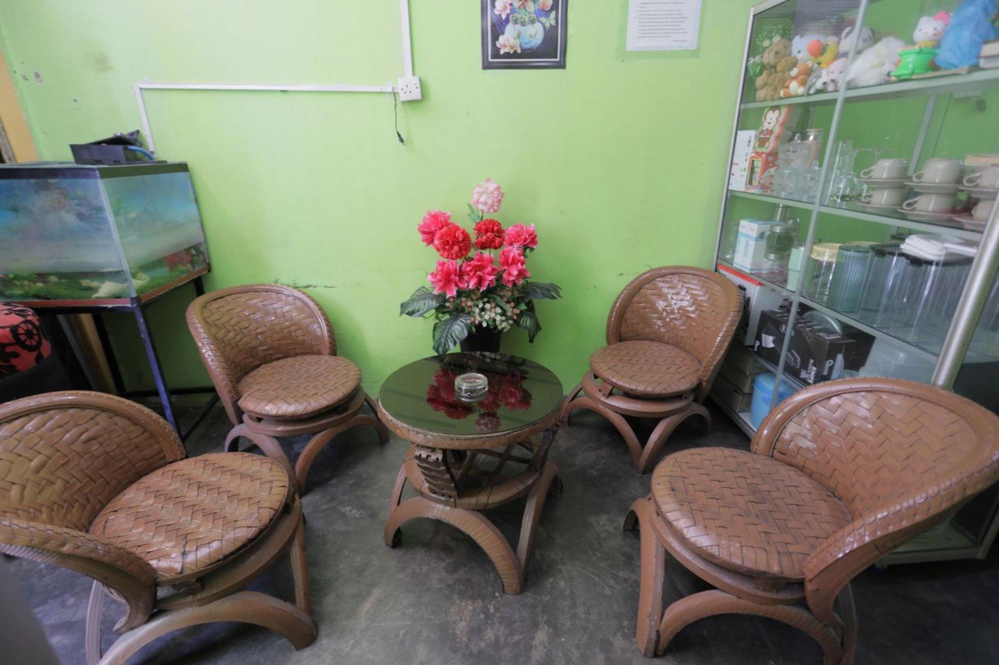 Hotel Spot On 93446 Mak Yesneartaman Buluh Hang Tuah 2*